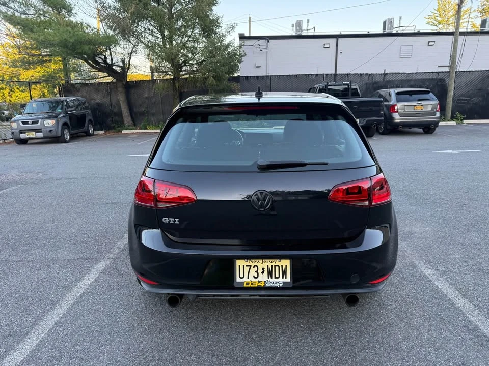 2016 Volkswagen GTI Mk7 - Image 2 of 11