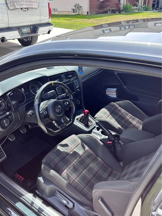 2016 Volkswagen GTI Mk7 - Image 4 of 17