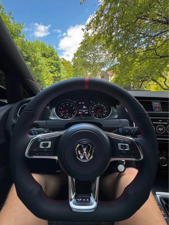 2016 Volkswagen GTI Mk7 - Image 6 of 12