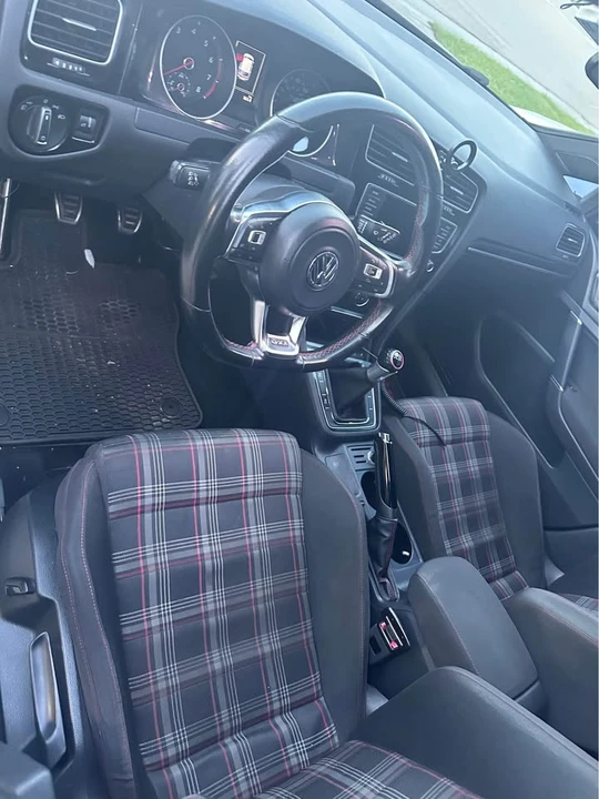 2016 Volkswagen GTI Mk7 - Image 3 of 13