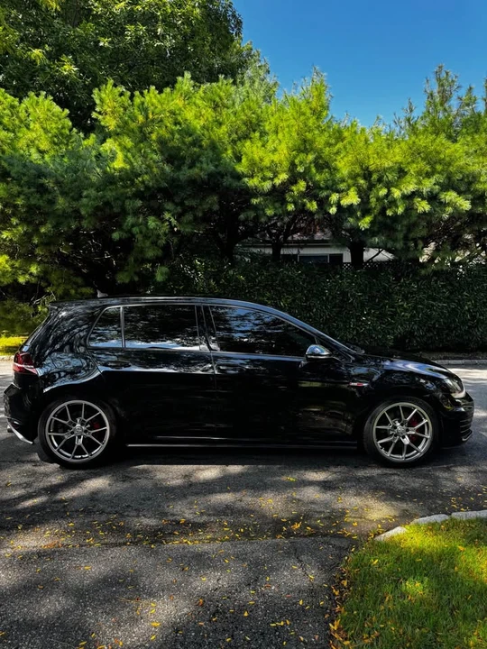 2016 Volkswagen GTI Mk7 - Image 8 of 12