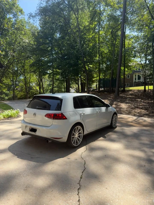 2016 Volkswagen GTI Mk7 - Image 6 of 20