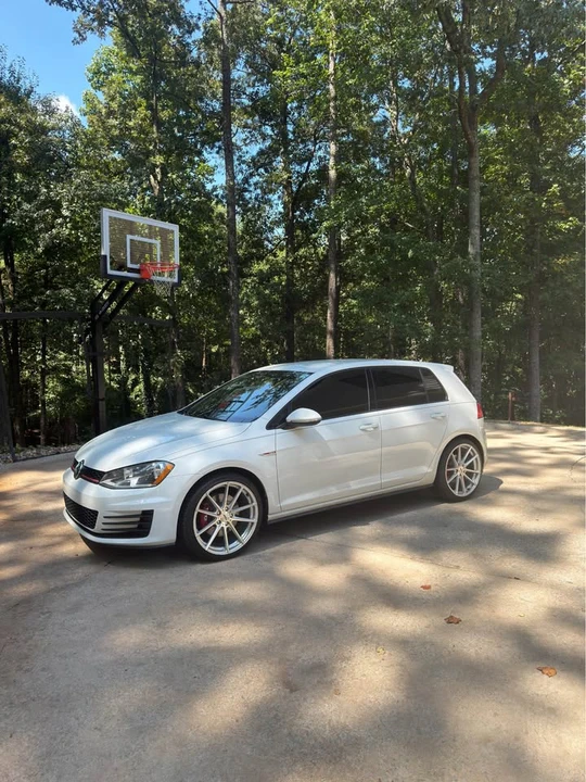 2016 Volkswagen GTI Mk7 - Image 2 of 20