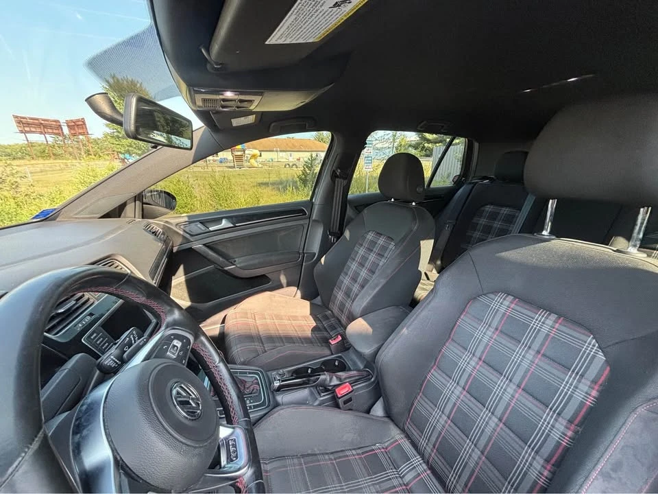 2016 Volkswagen GTI Mk7 - Image 10 of 11
