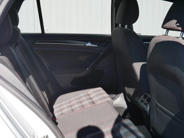 2016 Volkswagen GTI Mk7 - Image 12 of 20