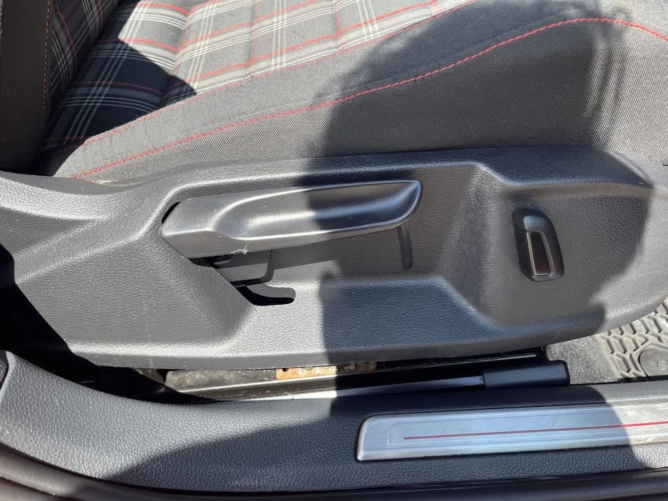 2016 Volkswagen GTI Mk7 - Image 15 of 20