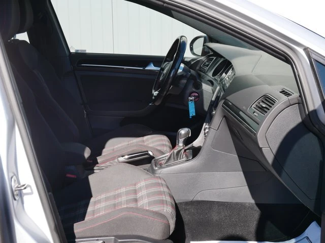 2016 Volkswagen GTI Mk7 - Image 13 of 20
