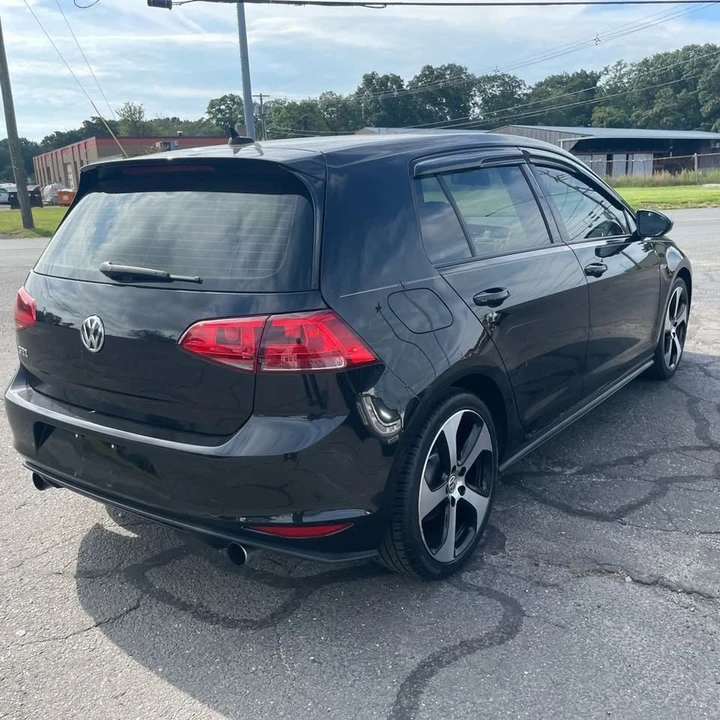 2016 Volkswagen GTI Mk7 - Image 3 of 11