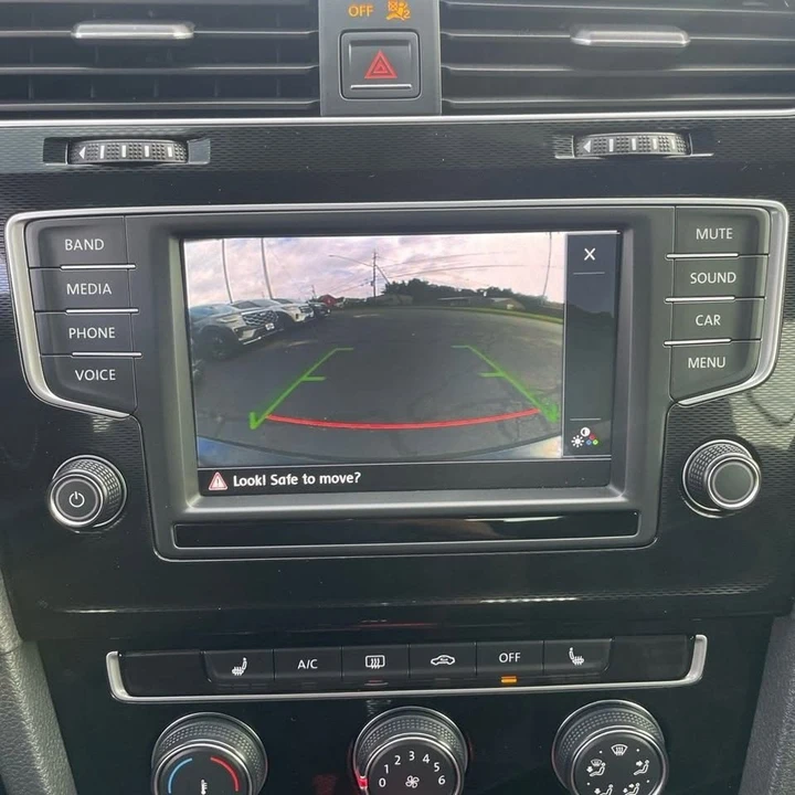 2016 Volkswagen GTI Mk7 - Image 9 of 11