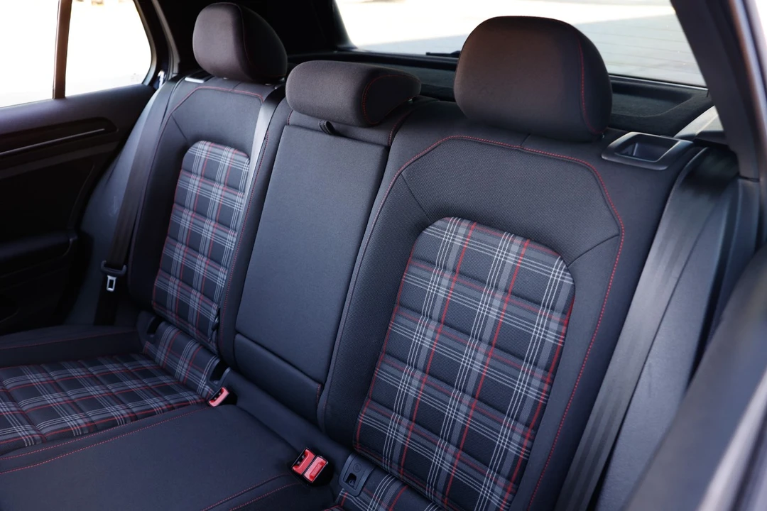 2016 Volkswagen Golf Mk7 - Image 10 of 12