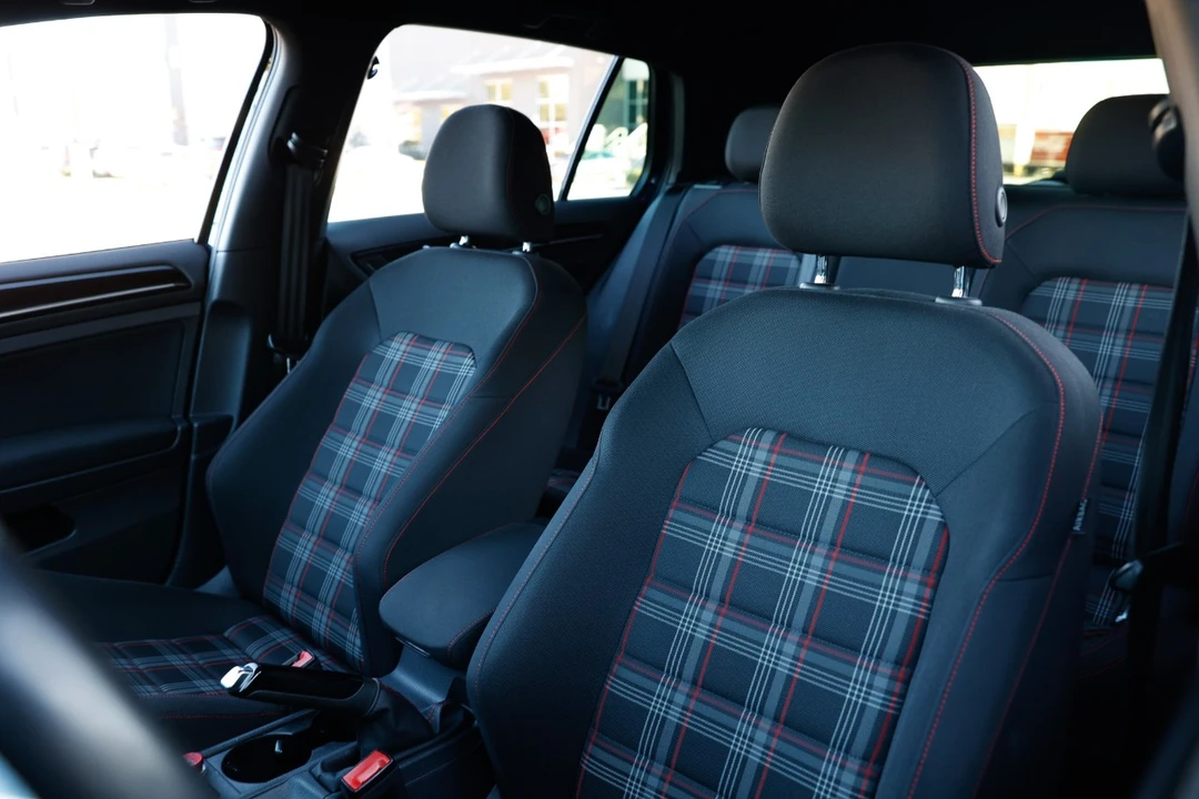 2016 Volkswagen Golf Mk7 - Image 8 of 12