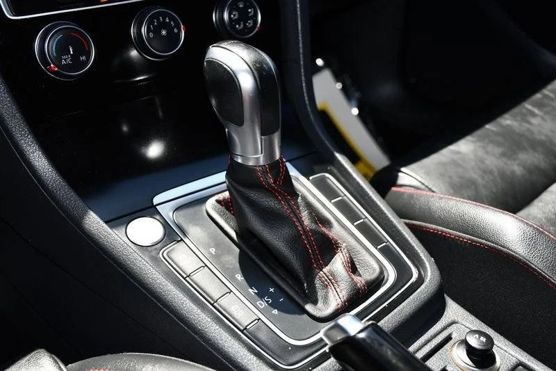 2016 Volkswagen GTI Mk7 - Image 18 of 20
