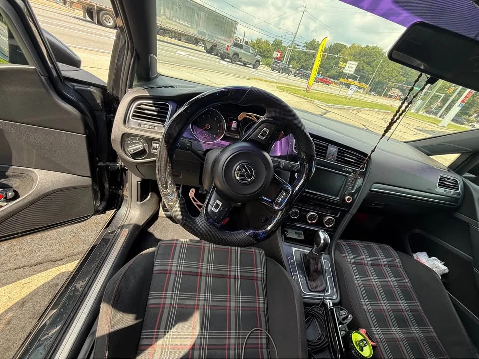 2016 Volkswagen GTI Mk7 - Image 6 of 10