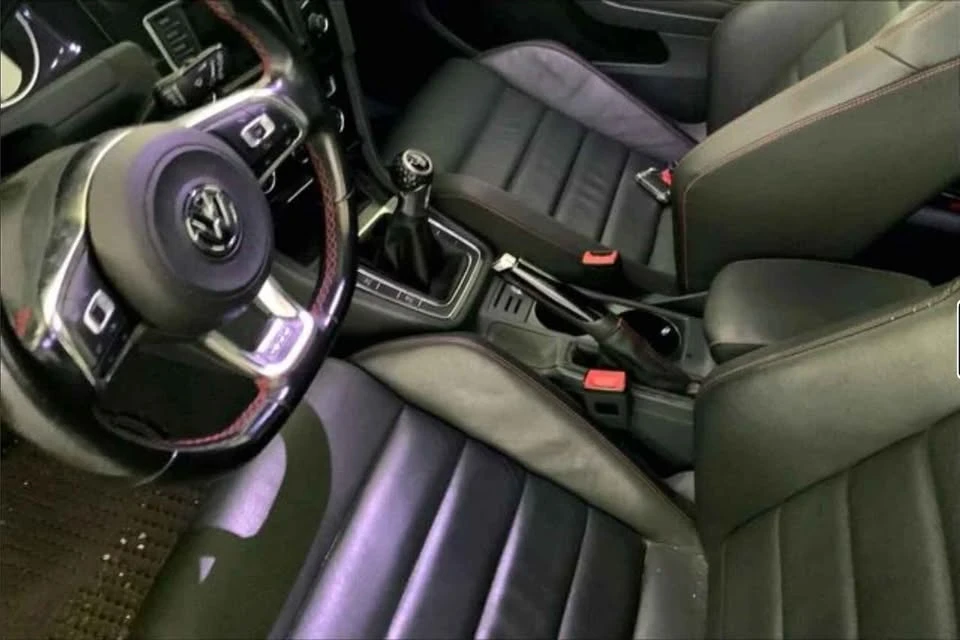 2016 Volkswagen GTI Mk7 - Image 9 of 14
