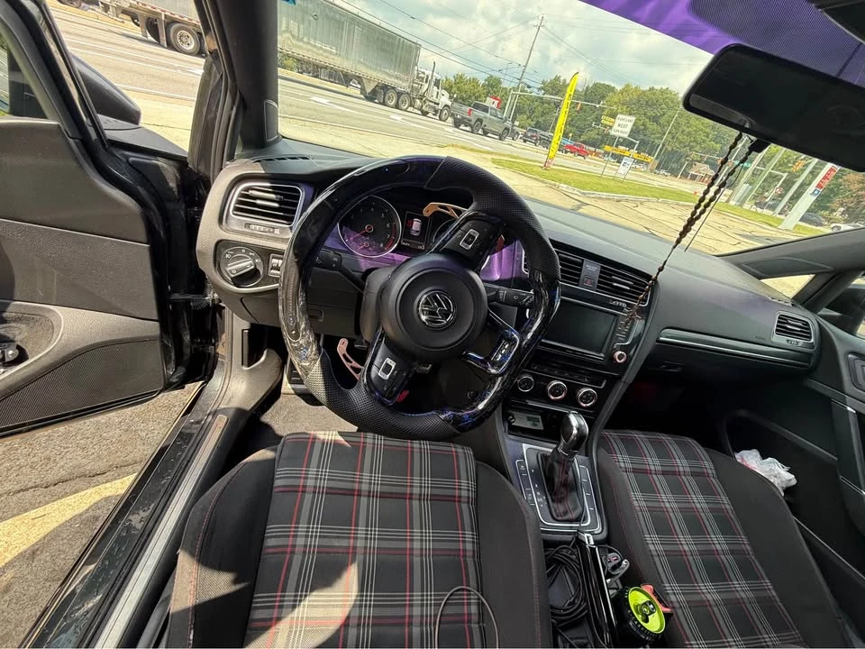2016 Volkswagen GTI Mk7 - Image 7 of 10