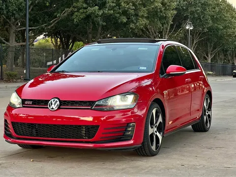 2016 Volkswagen Golf GTI SE Hatchback Sedan 4D