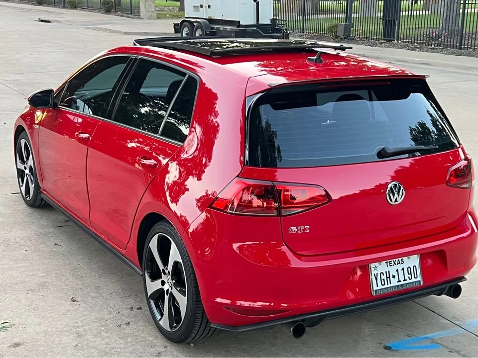 2016 Volkswagen GTI Mk7 - Image 7 of 14