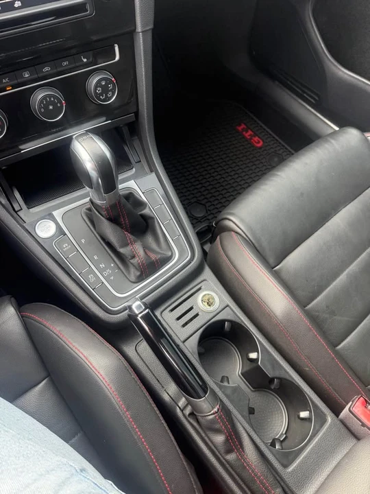 2016 Volkswagen GTI Mk7 - Image 12 of 15