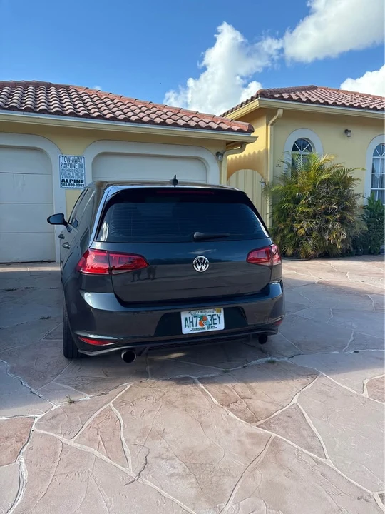 2016 Volkswagen GTI Mk7 - Image 6 of 8