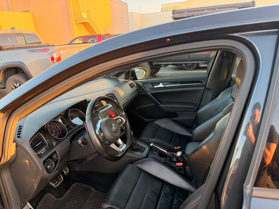 2016 Volkswagen GTI Mk7 - Image 8 of 12