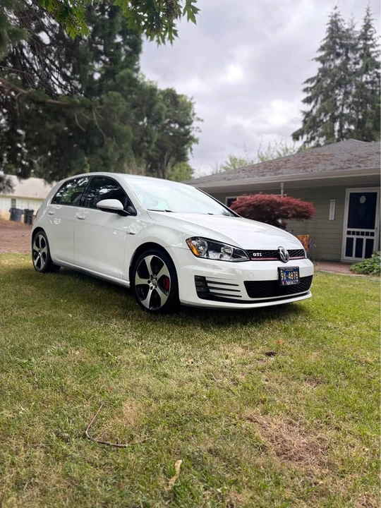 2016 Volkswagen GTI Mk7 - Image 2 of 8