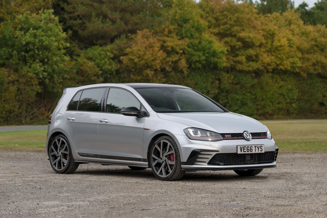 2016 Volkswagen GTI Mk7 - Image 18 of 31