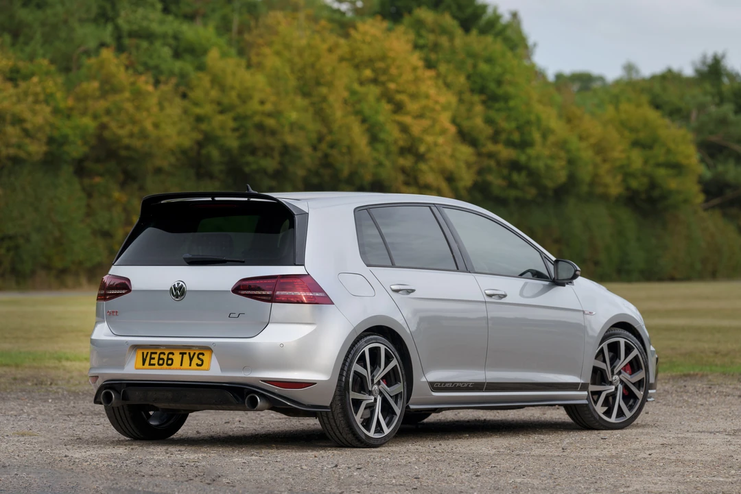 2016 Volkswagen GTI Mk7 - Image 9 of 31