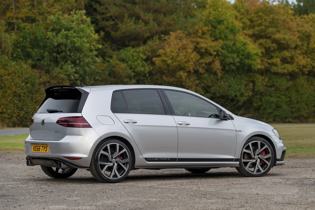 2016 Volkswagen GTI Mk7 - Image 16 of 31