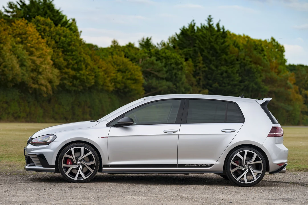 2016 Volkswagen GTI Mk7 - Image 5 of 31