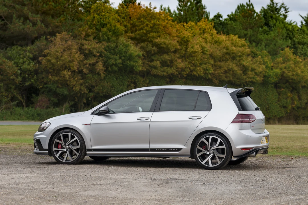 2016 Volkswagen GTI Mk7 - Image 6 of 31