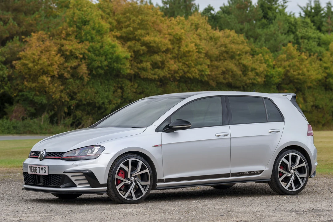 2016 Volkswagen GTI Mk7 - Image 4 of 31