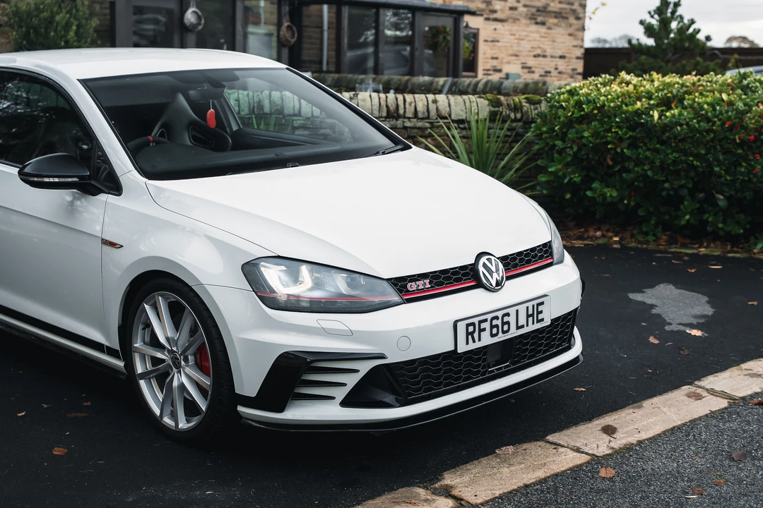2016 Volkswagen GTI Mk7 - Image 27 of 31
