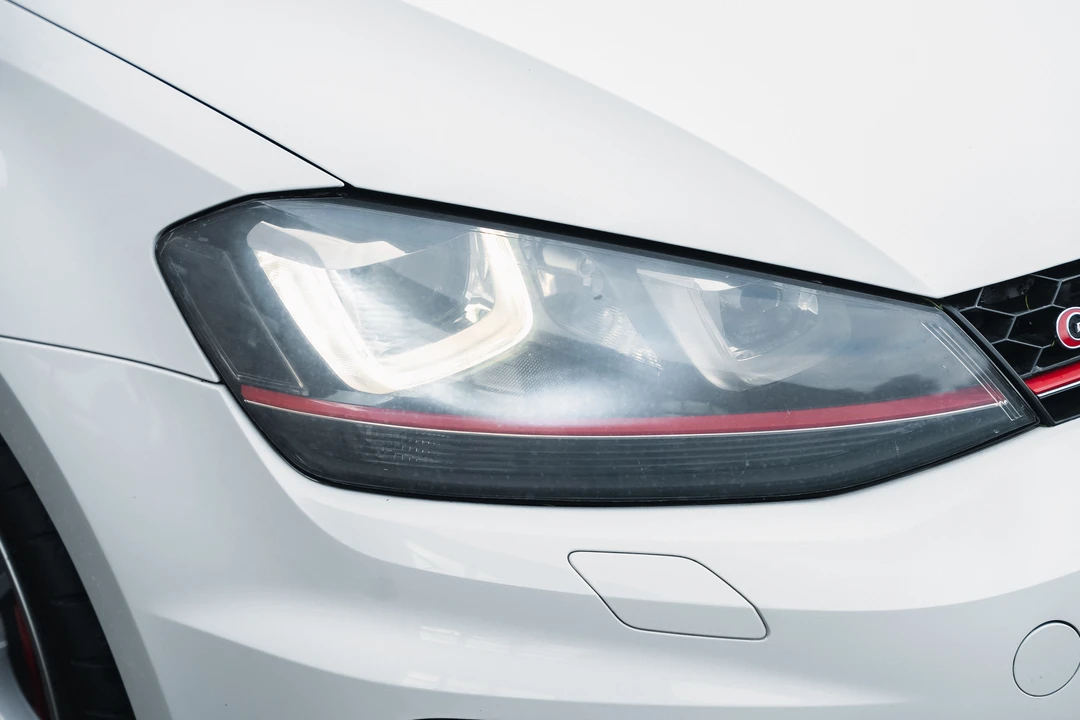 2016 Volkswagen GTI Mk7 - Image 15 of 31