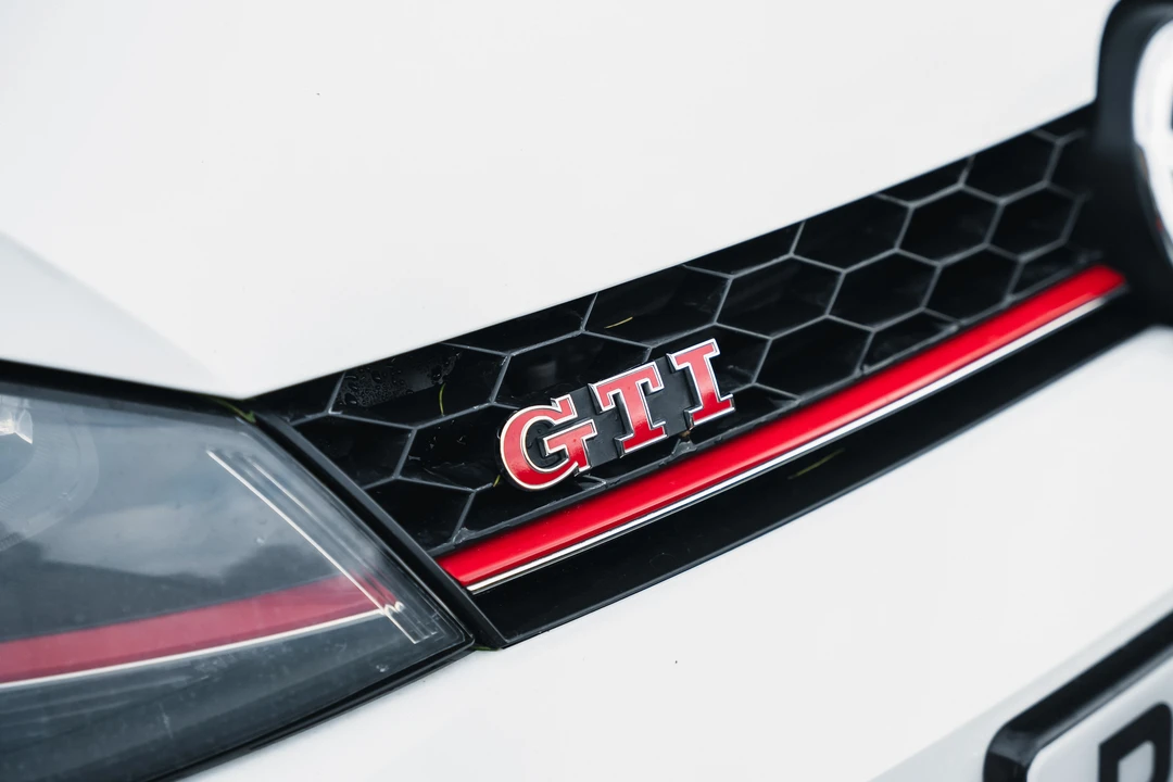 2016 Volkswagen GTI Mk7 - Image 16 of 31
