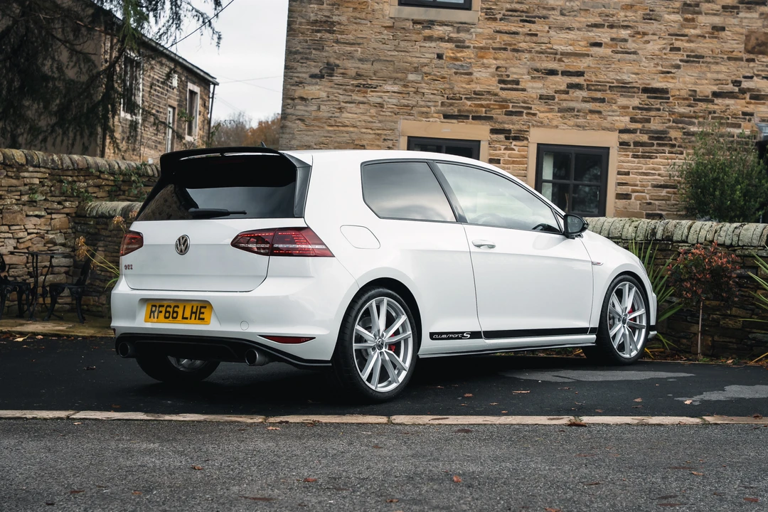 2016 Volkswagen GTI Mk7 - Image 7 of 31