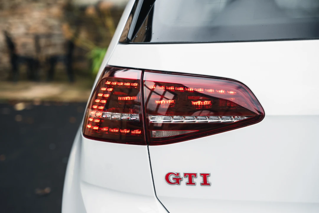 2016 Volkswagen GTI Mk7 - Image 19 of 31