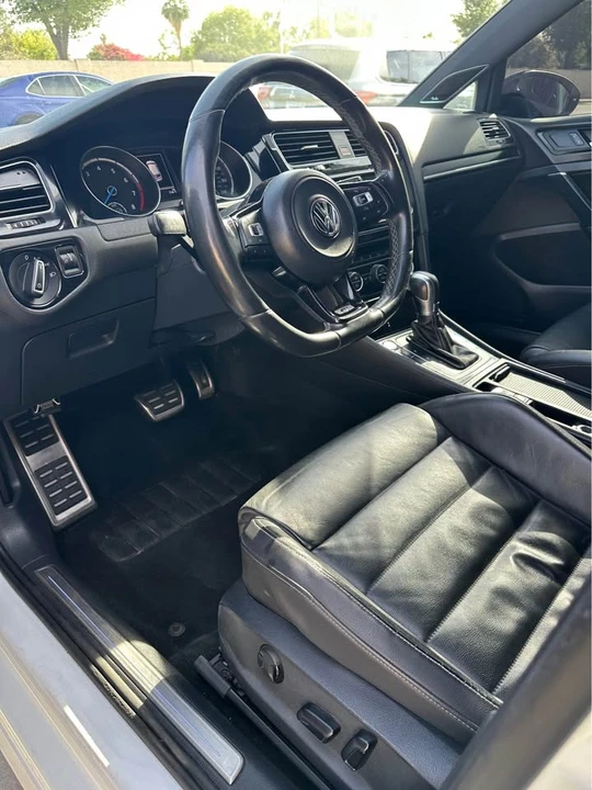 2016 Volkswagen Golf R Mk7 - Image 9 of 16