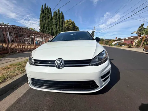 2016 Volkswagen Golf R 4Motion