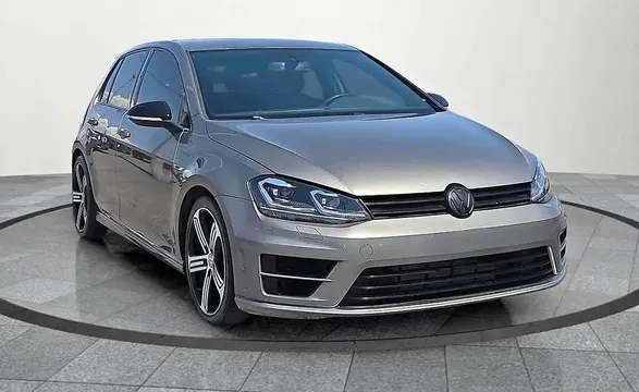 2016 Volkswagen Golf R 4Motion