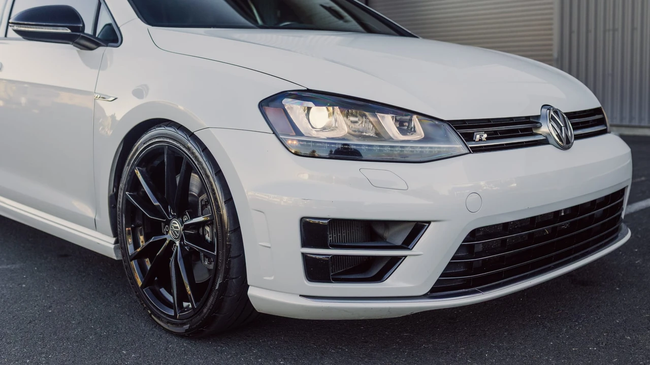 2016 Volkswagen Golf R Mk7 - Image 15 of 31