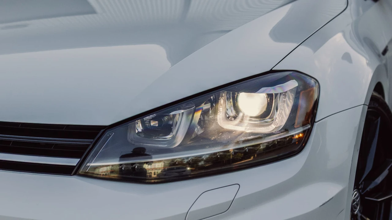 2016 Volkswagen Golf R Mk7 - Image 21 of 31