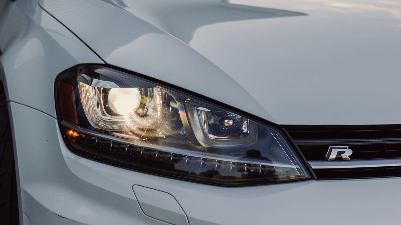 2016 Volkswagen Golf R Mk7 - Image 16 of 31