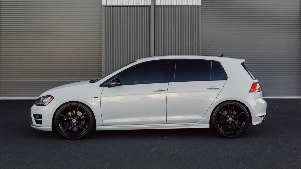 2016 Volkswagen Golf R Mk7 - Image 13 of 31