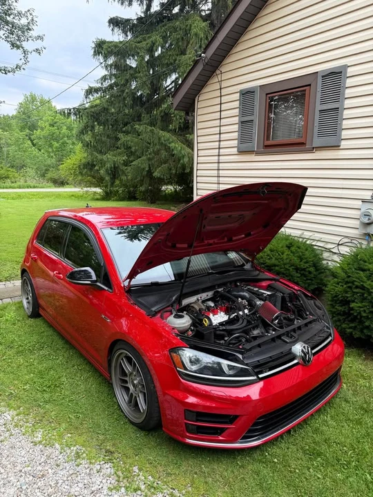 2016 Volkswagen Golf R Mk7 - Image 2 of 10