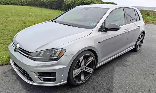 2016 Volkswagen Golf R