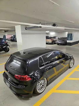 2016 Volkswagen Golf R