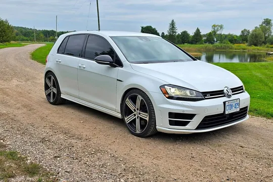 2016 Volkswagen Golf R