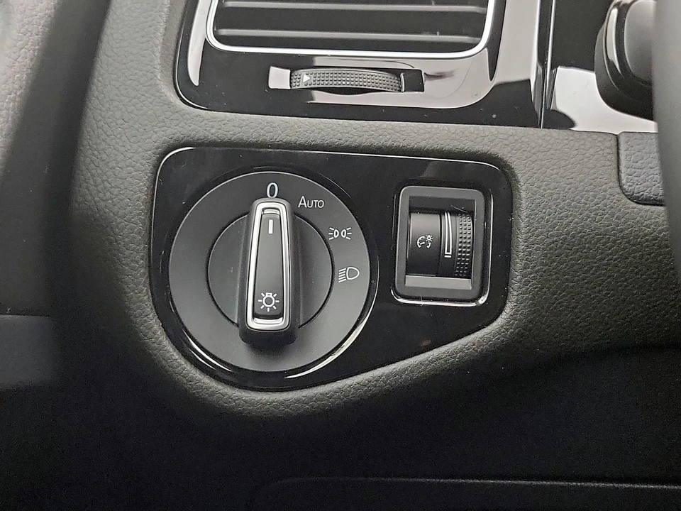 2016 Volkswagen Golf R Mk7 - Image 14 of 26