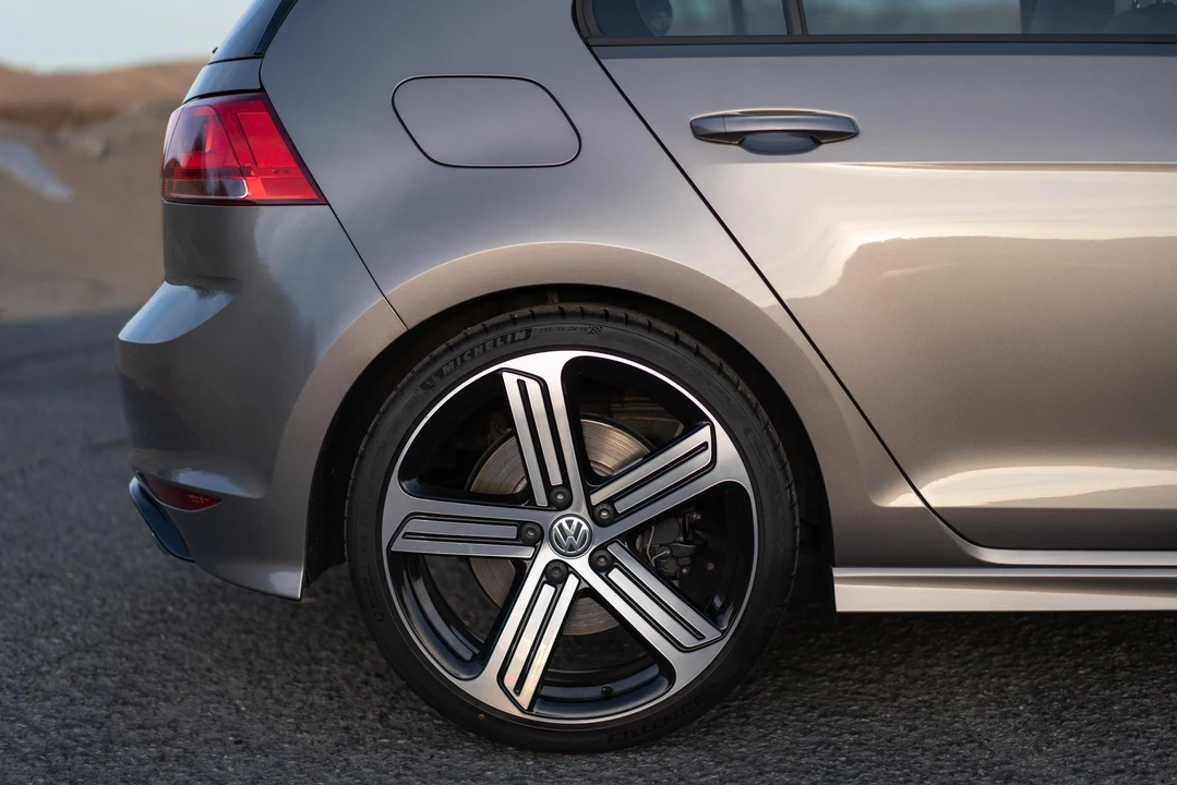 2016 Volkswagen Golf R Mk7 - Image 24 of 31