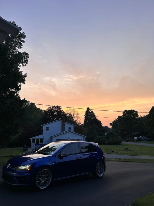 2016 Volkswagen Golf R Mk7 - Image 2 of 8
